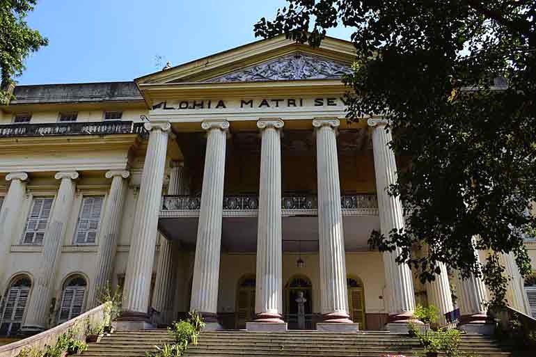 Медсантруд). Архитектура небоскребов. Многоэтажное здание. Яузская больница медсантруд. Building grades.